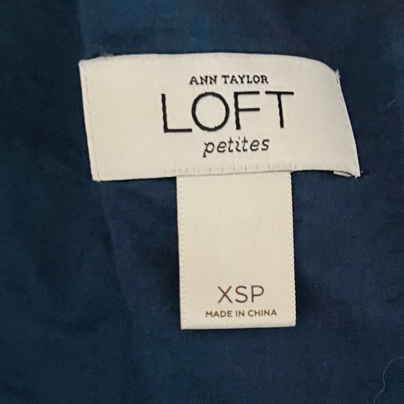 Ann Taylor Loft Women’s Silk Sleeveless Top, Blue & Green, Petite XS - Picture 2 of 2